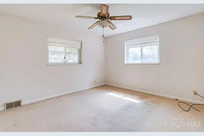 6955 Carroll Avenue, Cincinnati, OH 45236 - Photo 17