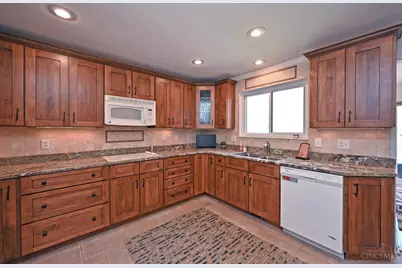 15 Brandywine Drive, Glendale, OH 45246 - Photo 23