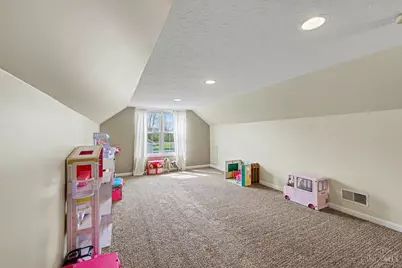 90 Douglas Circle, Georgetown, OH 45121 - Photo 13