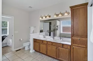 8022 Stonegate Dr, Anderson Township, OH 45255 - Photo 35