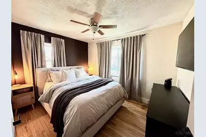 217 W Crest Drive, Reading, OH 45215 - Photo 5