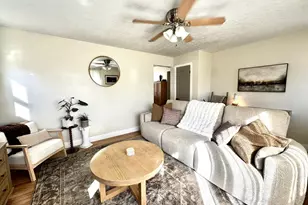 217 W Crest Dr, Reading, OH 45215 - Photo 3