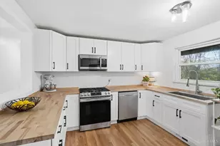 1470 Verdale Dr, Anderson Township, OH 45230 - Photo 11