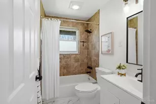 1470 Verdale Dr, Anderson Township, OH 45230 - Photo 21