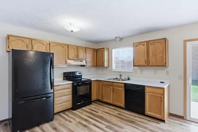 648 Oakridge Drive, Wilmington, OH 45177 - Photo 5