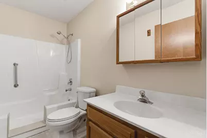 648 Oakridge Drive, Wilmington, OH 45177 - Photo 15