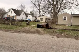 2523 Guernsey Dell Ave, Riverside, OH 45404 - Photo 3