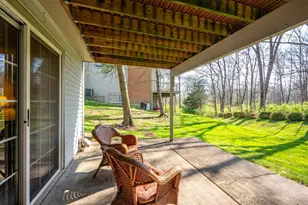 5003 Lord Alfred Ct, Sharonville, OH 45241 - Photo 7