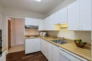 2401 Ingleside Ave, Cincinnati, OH 45206 - Photo 11