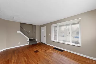 2290 Deblin Drive, Springfield Township, OH 45239 - Photo 5