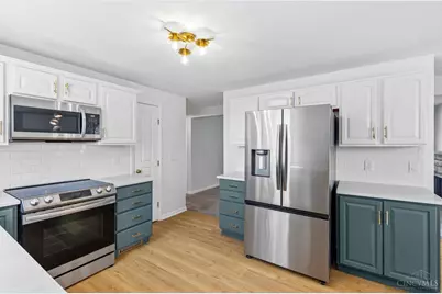 4407 Raceview Avenue, Green Township, OH 45211 - Photo 15