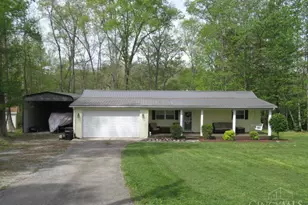 6942 Mountain View Dr, Paint Township, OH 45133 - Photo 3