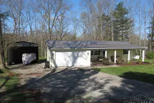 6942 Mountain View Dr, Paint Township, OH 45133 - Photo 5