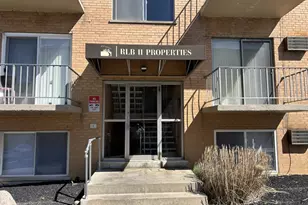 6273 Cheviot Rd, Green Township, OH 45247 - Photo 7