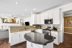 7277 Susan Springs Dr, West Chester, OH 45069 - Photo 5