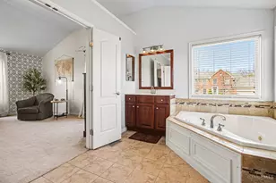 7277 Susan Springs Dr, West Chester, OH 45069 - Photo 13