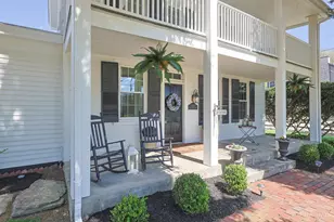 4057 Walton Creek Rd, Columbia Township, OH 45227 - Photo 3