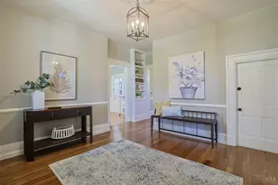 4057 Walton Creek Rd, Columbia Township, OH 45227 - Photo 7