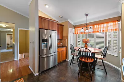 3302 Village Drive, Fairfield, OH 45014 - Photo 3