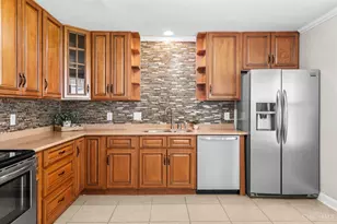 3895 Magnolia Dr, Batavia Township, OH 45102 - Photo 7