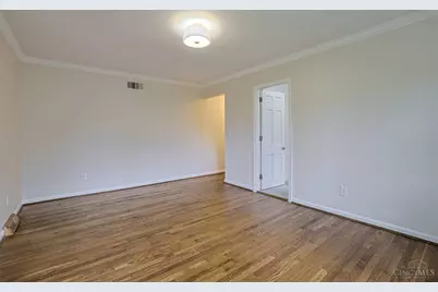 7811 Shawnee Run Road, Indian Hill, OH 45243 - Photo 27