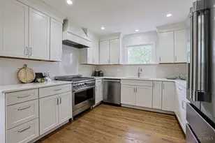 7811 Shawnee Run Rd, Indian Hill, OH 45243 - Photo 15