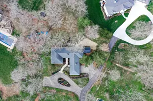 7811 Shawnee Run Rd, Indian Hill, OH 45243 - Photo 65