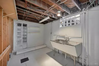 8328 Marley Street, Springfield Township, OH 45216 - Photo 39