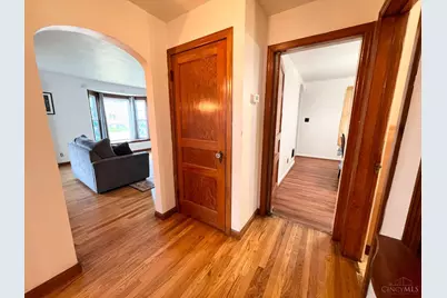 7905 Plainfield Road, Deer Park, OH 45236 - Photo 13