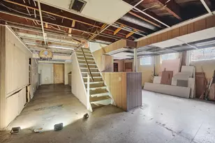 1905 Greenpine Dr, Springfield Township, OH 45231 - Photo 47