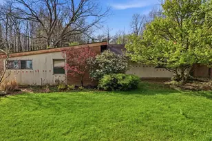 1905 Greenpine Dr, Springfield Township, OH 45231 - Photo 1