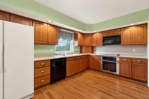 12139 Dorset Dr, Cincinnati, OH 45241 - Photo 15