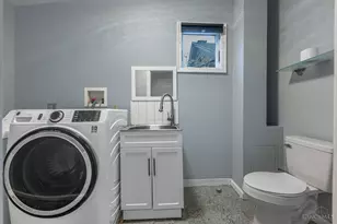 1041 Vine St, Hamilton, OH 45011 - Photo 9