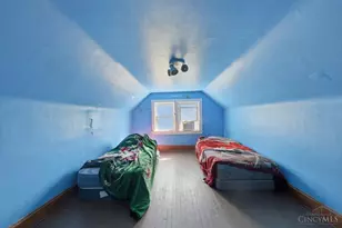 808 Kirbert, Cincinnati, OH 45205 - Photo 7