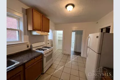 808 Kirbert, Cincinnati, OH 45205 - Photo 5