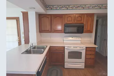 5406 Oakbrook Drive, Fairfield, OH 45014 - Photo 9