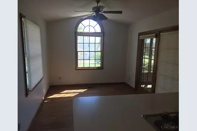 5406 Oakbrook Drive, Fairfield, OH 45014 - Photo 7