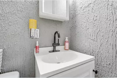 340 Hancock Avenue, Hamilton, OH 45011 - Photo 33