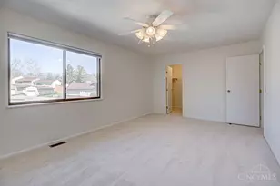11 Arbor Ct, Springdale, OH 45246 - Photo 17