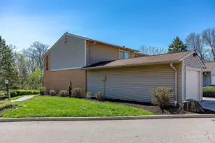 11 Arbor Ct, Springdale, OH 45246 - Photo 3
