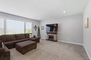 1267 Autumnview Dr, Batavia Township, OH 45103 - Photo 11