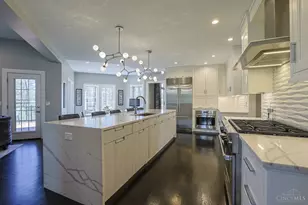 10040 Trail Ln, Montgomery, OH 45249 - Photo 13