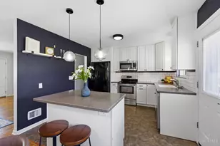 3351 Glenmont Ln, Cincinnati, OH 45248 - Photo 13