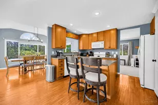 4817 Kleeman Green Dr, Cincinnati, OH 45211 - Photo 11