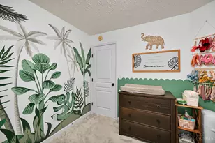 4817 Kleeman Green Dr, Cincinnati, OH 45211 - Photo 33