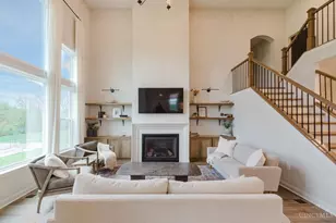 728 Harvest Ln, Washington Twp, OH 45458 - Photo 7