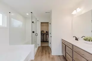 728 Harvest Ln, Washington Twp, OH 45458 - Photo 27