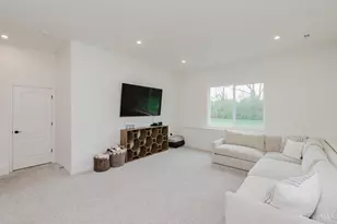 728 Harvest Ln, Washington Twp, OH 45458 - Photo 41