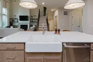 728 Harvest Ln, Washington Twp, OH 45458 - Photo 17