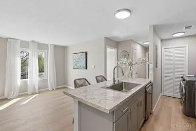 1000 E Crescentville Road, West Chester, OH 45246 - Photo 7